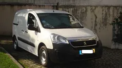 Branco Usado 2018 Peugeot Partner Monovolume | € 11.990 (Preço justo)