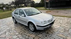 Cinzento Usado 1999 VW Bora Sedan | € 3.150 (Preço justo)