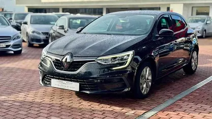 Preto Usado 2021 Renault Mégane IV | € 14.500 (Preço justo)