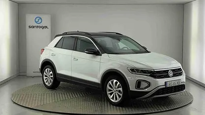 Usado VW T-Roc 116 HP (85 kW) 2025 SUV