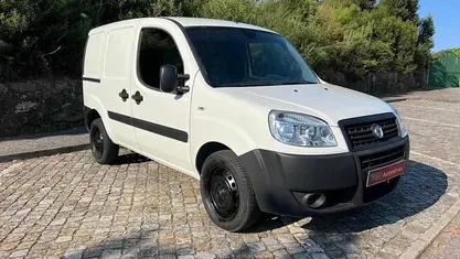 Branco Usado 2010 Fiat Doblò Monovolume | € 5.500 (Preço justo)