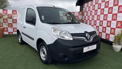 Branco Usado 2014 Renault Kangoo Business Monovolume | € 7.990 (Preço justo)