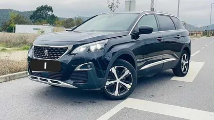 Usado Peugeot 5008 GT-line 130 HP (95 kW) 2020 Monovolume