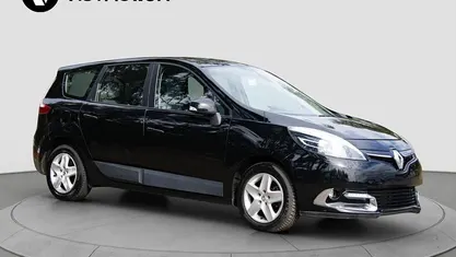Preto Usado 2013 Renault Grand Scénic III Monovolume | € 11.990 (Preço justo)