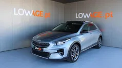 Cinzento Usado 2022 Kia XCeed SUV | € 23.490 (Preço justo)
