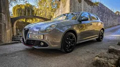 Cinzento Usado 2019 Alfa Romeo Giulietta Citadino | € 13.990 (Preço justo)