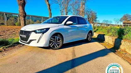 Usado Peugeot 208 Allure 101 HP (74 kW) 2021 Branco Citadino