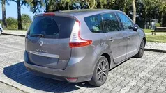 Cinzento Usado 2013 Renault Scénic III Monovolume | € 8.000 (Super Preço)