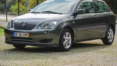 Cinzento Usado 2002 Toyota Corolla Citadino | € 6.900 (Preço justo)