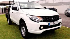 Branco Usado 2019 Mitsubishi L200 Pickup | € 24.000 (Bom preço)