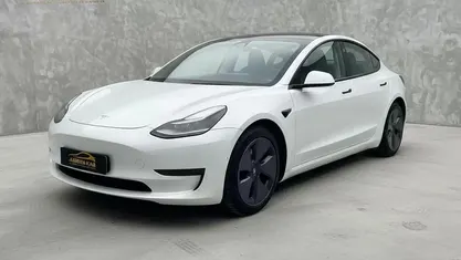 Usado 2023 Tesla Model 3 RWD Sedan | € 33.900 (Preço justo)
