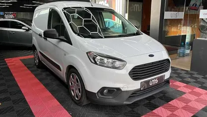 Usado Ford Transit 100 HP (73 kW) 2018