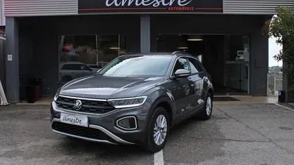 Cinza Usado 2024 VW T-Roc SUV | € 24.000 (Preço justo)