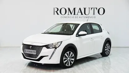 Branco Usado 2021 Peugeot e-208 Active Citadino | € 18.900 (Preço justo)