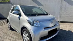 Cinza Usado 2009 Toyota iQ Citadino | € 7.750 (Preço justo)