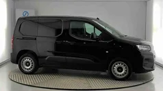 Preto Usado 2024 Opel Combo Monovolume | € 19.990 (Preço justo)