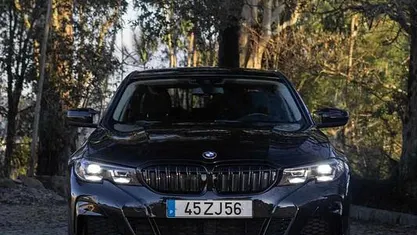 Preto Usado 2019 BMW 330e Carrinha | € 27.750 (Preço justo)