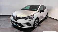 Cinzento Usado 2023 Renault Clio V Evolution | € 18.950 (Preço justo)