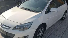 Branco Usado 2012 Opel Astra Sport Carrinha | € 7.900 (Preço justo)