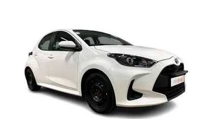 Usado Toyota Yaris Hybrid Comfort 115 HP (84 kW) 2022 Branco