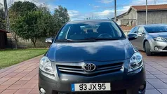 Usado 2010 Toyota Auris Citadino | € 6.800 (Preço justo)