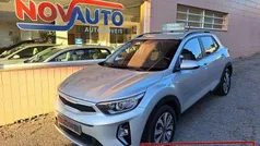 Cinzento Usado 2022 Kia Stonic SUV | € 15.750 (Preço justo)