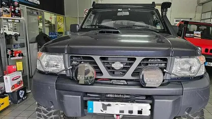 Usado 2000 Nissan Patrol SUV | € 49.000