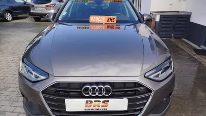 Cinza escuro Usado 2021 Audi A4 Advanced Carrinha | € 27.450 (Preço justo)