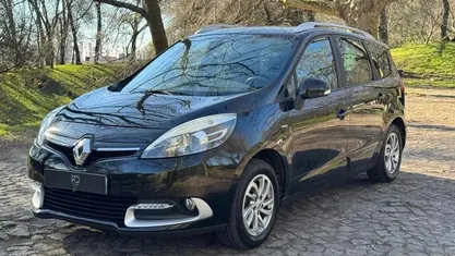 Preto Usado 2015 Renault Scénic III LIMITED Monovolume | € 9.990 (Preço justo)