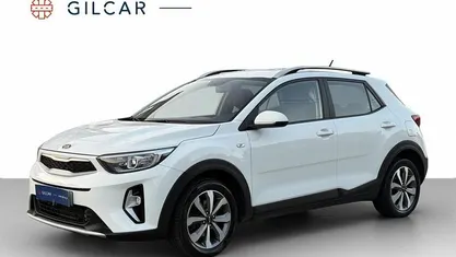 Usado Kia Stonic 100 HP (73 kW) 2021 SUV