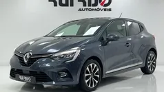 Cinza Usado 2022 Renault Clio V LIMITED | € 15.990 (Preço justo)