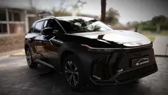 Preto Usado 2024 Toyota bZ4X SUV | € 37.900 (Preço justo)