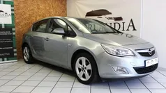 Cinzento Usado 2011 Opel Astra Enjoy | € 6.990 (Bom preço)