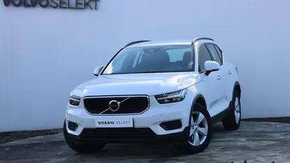 Usado Volvo XC40 Momentum 129 HP (94 kW) 2021 SUV