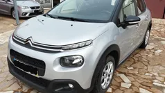 Cinzento Usado 2018 Citroën C3 PureTech Citadino | € 10.900 (Preço justo)
