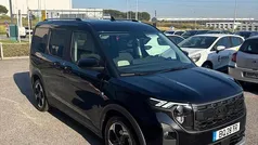 Preto Usado 2025 Ford Tourneo Courier Active Monovolume | € 25.800 (Preço justo)