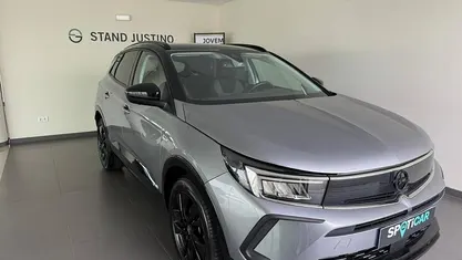 Usado Opel Grandland X GS Line 130 HP (95 kW) 2022 Cinzento SUV