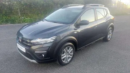 Usado Dacia Sandero Stepway 91 HP (66 kW) 2022 Cinza SUV