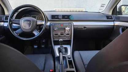 Usado Audi A4 140 HP (102 kW) 2006 Azul Sedan