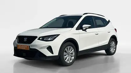 Usado Seat Arona Style 110 HP (80 kW) 2023 Branco SUV