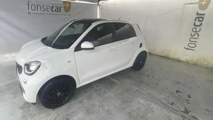 Usado Smart ForFour Electric Drive Passion 60 kW (82 HP) 2019 Branco