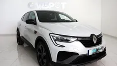 Branco Usado 2023 Renault Arkana R.S. SUV | € 24.980 (Bom preço)