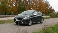 Usado 2019 Peugeot 208 Allure Citadino | € 12.950 (Preço justo)