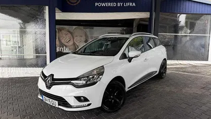 Usado Renault Clio V 90 HP (66 kW) 2020 Branco Carrinha