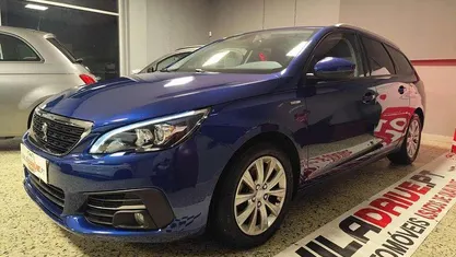 Usado 2020 Peugeot 308 SW Carrinha | € 13.980 (Bom preço)