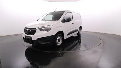 Usado Opel Combo 100 HP (73 kW) 2023 Monovolume