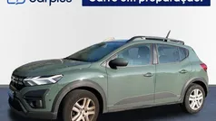 Cinza Usado 2023 Dacia Sandero Expression Citadino | € 18.590 (Preço justo)
