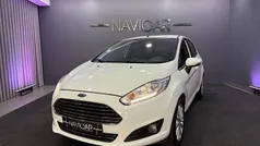 Branco Usado 2015 Ford Fiesta Titanium Citadino | € 7.850 (Preço justo)