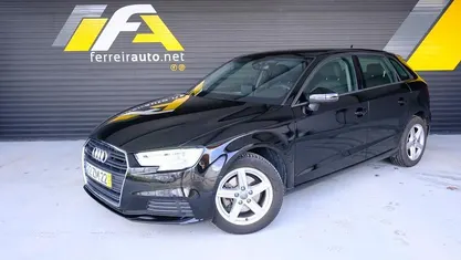Usado Audi A3 Premium 116 HP (85 kW) 2019 Preto Sedan