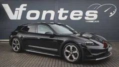Preto Usado 2021 Porsche Taycan Sedan | € 75.250 (Preço justo)